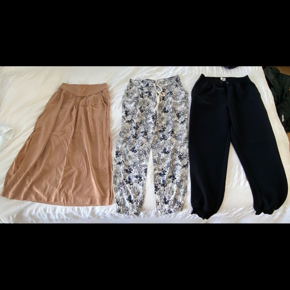 Aritzia/Lulu - Picture 1 of 15